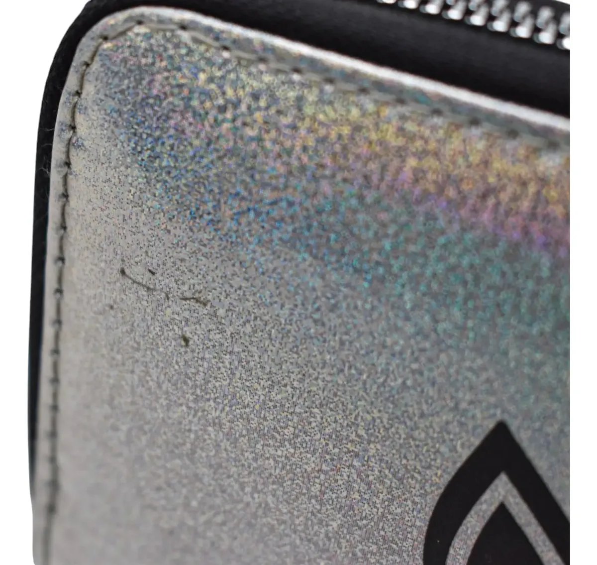 Cartera De Mano Unicronio Woh Plata Con Detalle Lila Estampado