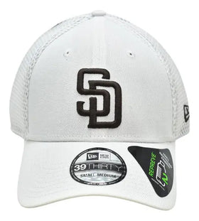 New Era Gorra San Diego Padres MLB 39thirty Talla Chica Detalle Blanco Bordado Diseño Inspirado Accesorio Esencial