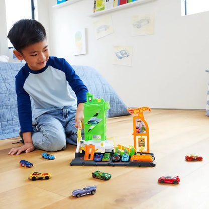 Hot Wheels City Pista De Juguete Súper Estación De Gasolina Color VERDE Y NARANJA