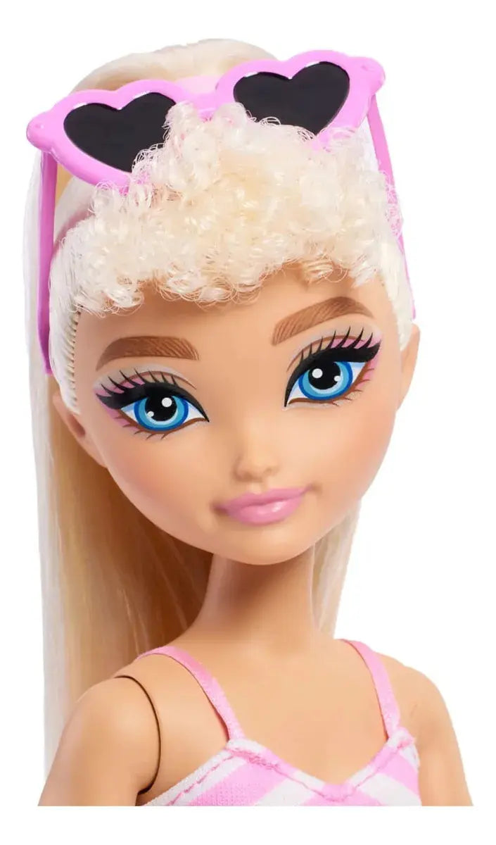 Barbie Dream Besties Playa Malibu Muñeca 28cm Mattel
