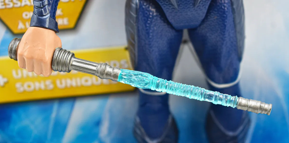 Dc Aquaman Double Strike Figura Luz Y Sonido Spin Master Cd