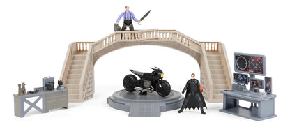 The Batman Baticueva Con Accesorios Dc Spin Master Gris Oscuro