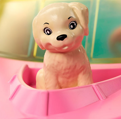 Barbie Lancha con Muñeca 21.6 cm y Accesorios - Mattel 2023