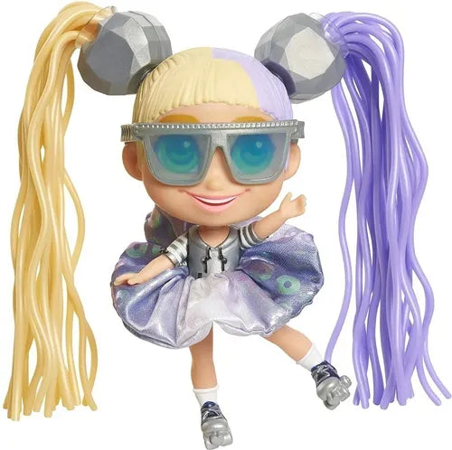 Muñeca Hairdorables Shortcuts 16cm Articulada Con 8 Sorpresas Incluidas