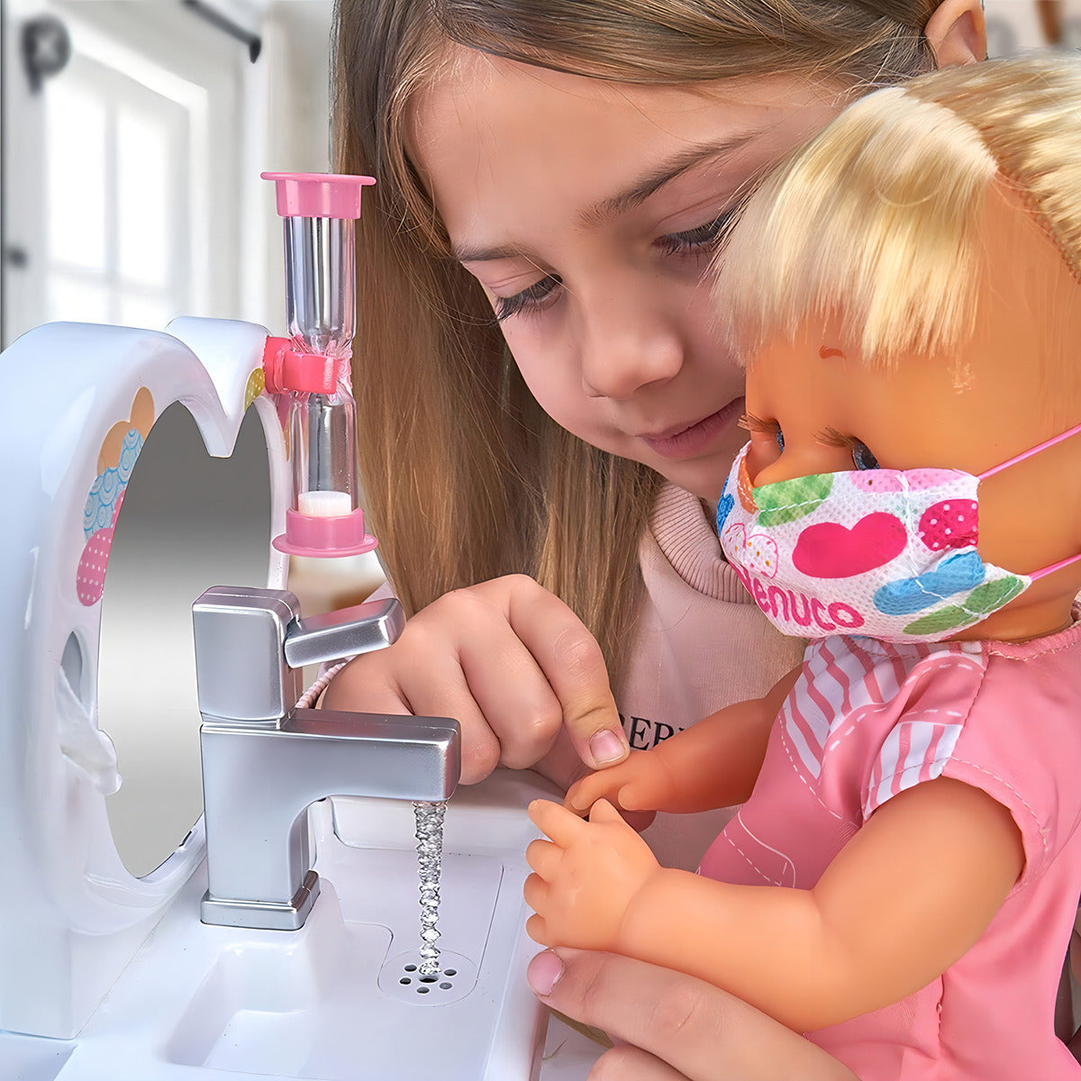 Muñeca 700016659 Bebé Manitas Limpias con Accesorios Nenuco