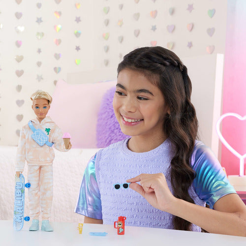 Muñeca Ken - Barbie Dream Besties con accesorios - Mattel