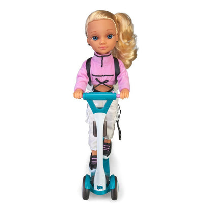 Nancy Un Dia Con Mi Patinete Con Accesorios 42cm Famosa