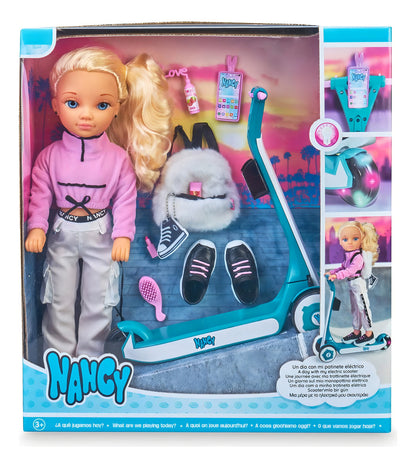 Nancy Un Dia Con Mi Patinete Con Accesorios 42cm Famosa