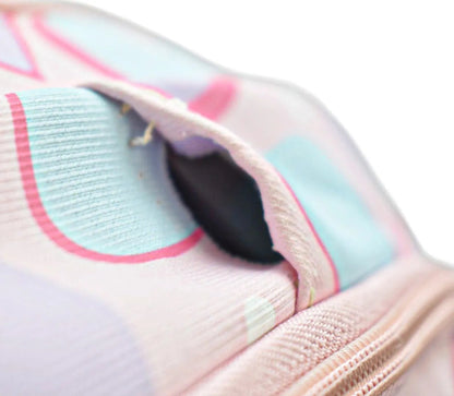 Mochila Figuras De Colores - Detalle compartimentos